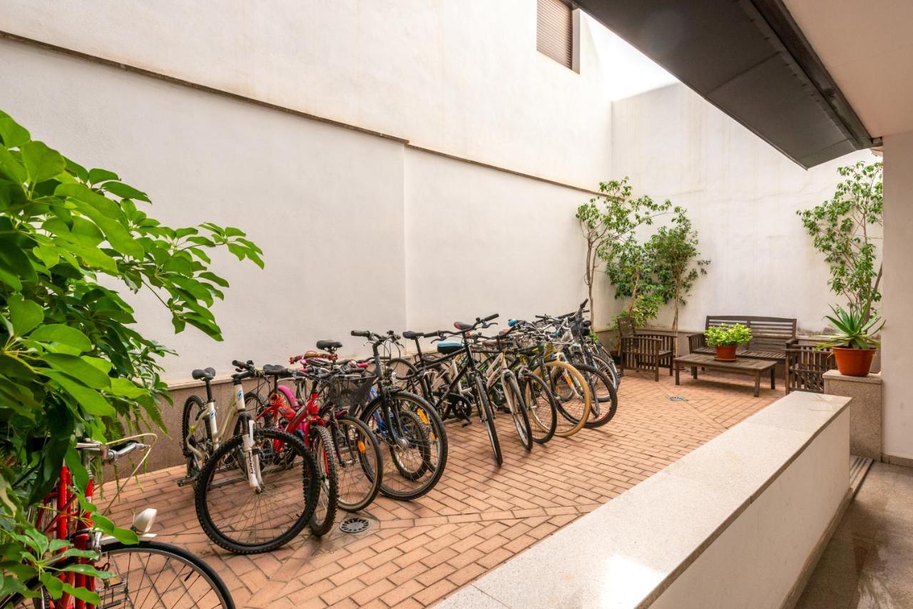 First Floor Near Macarena Church إشبيلية المظهر الخارجي الصورة
